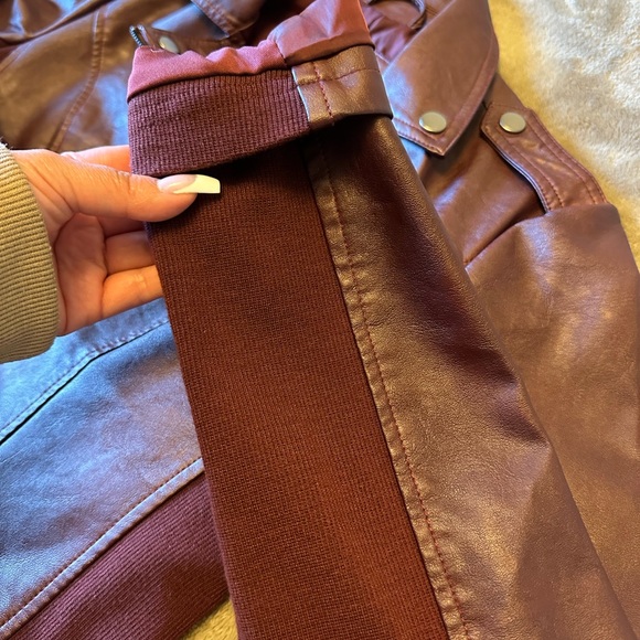 Leather Jacket - Picture 4 of 5